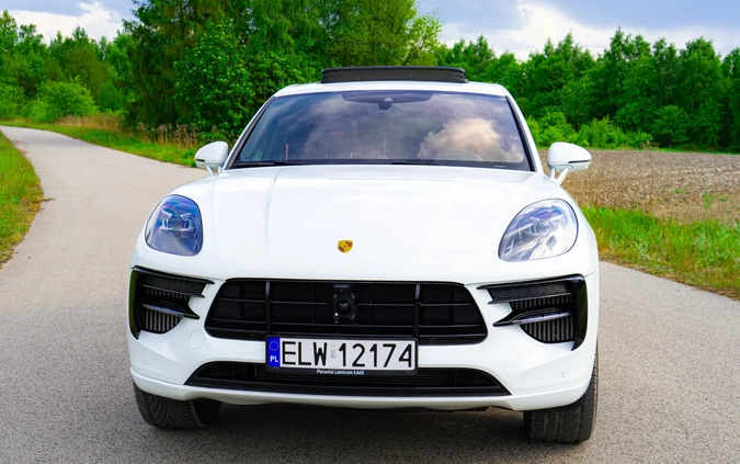 Porsche Macan cena 329000 przebieg: 13700, rok produkcji 2021 z Góra małe 301